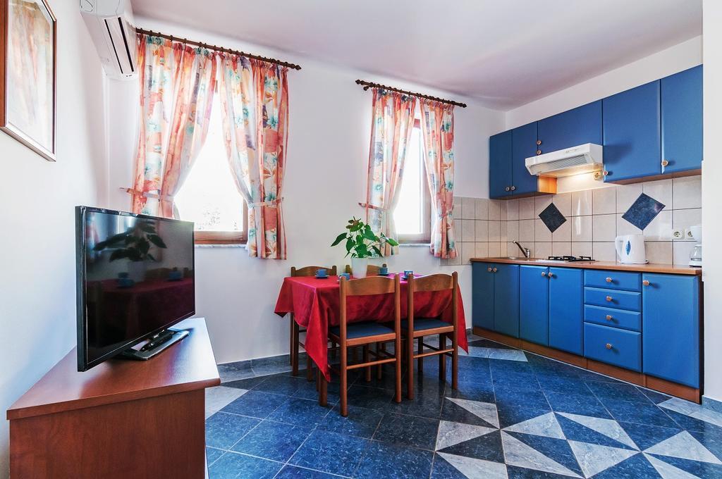 Villa Mare Apartments Vir Ngoại thất bức ảnh