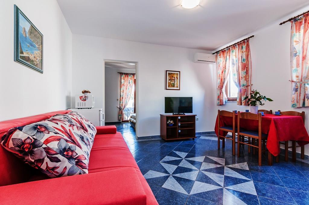 Villa Mare Apartments Vir Ngoại thất bức ảnh