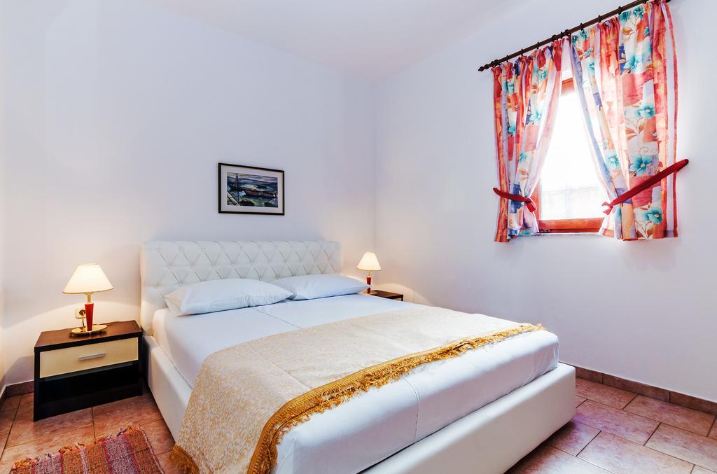 Villa Mare Apartments Vir Ngoại thất bức ảnh