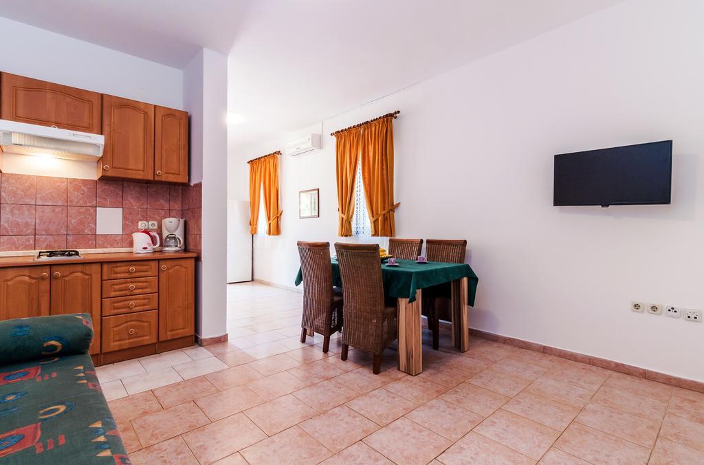 Villa Mare Apartments Vir Ngoại thất bức ảnh