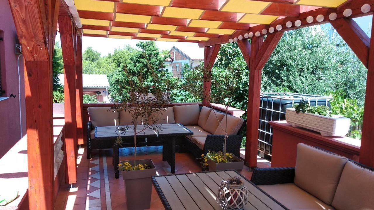 Villa Mare Apartments Vir Ngoại thất bức ảnh